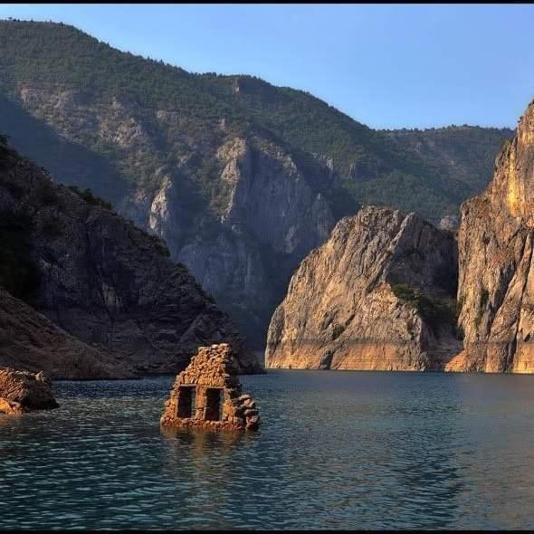 Apartment Holiday Lake - Piva 2022 プルジネ エクステリア 写真